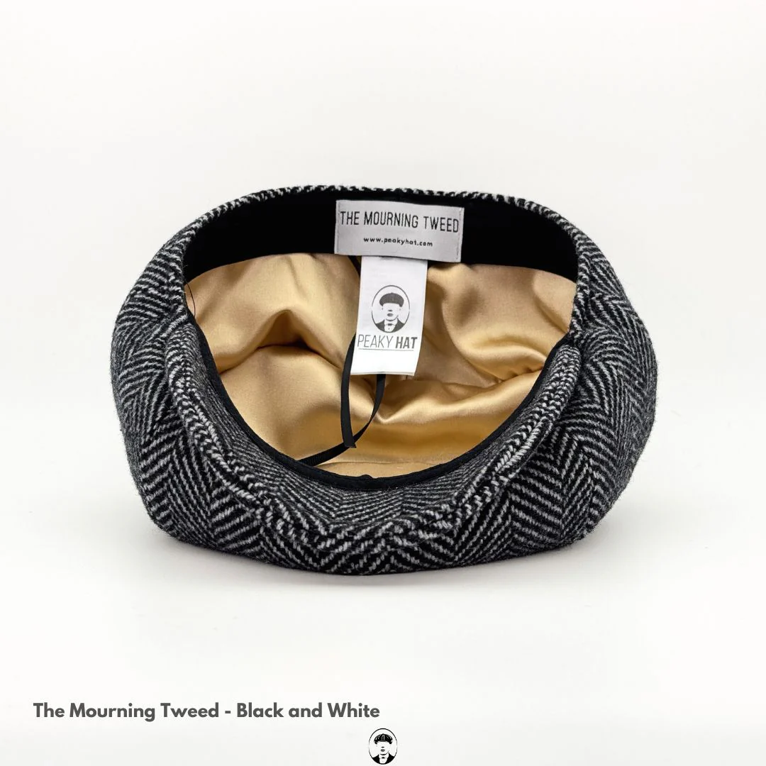 The Mourning Tweed - Black - Image 4
